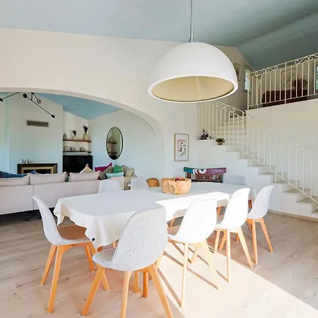 Vila D'exception Avec Tres Belle Vue - Joyce